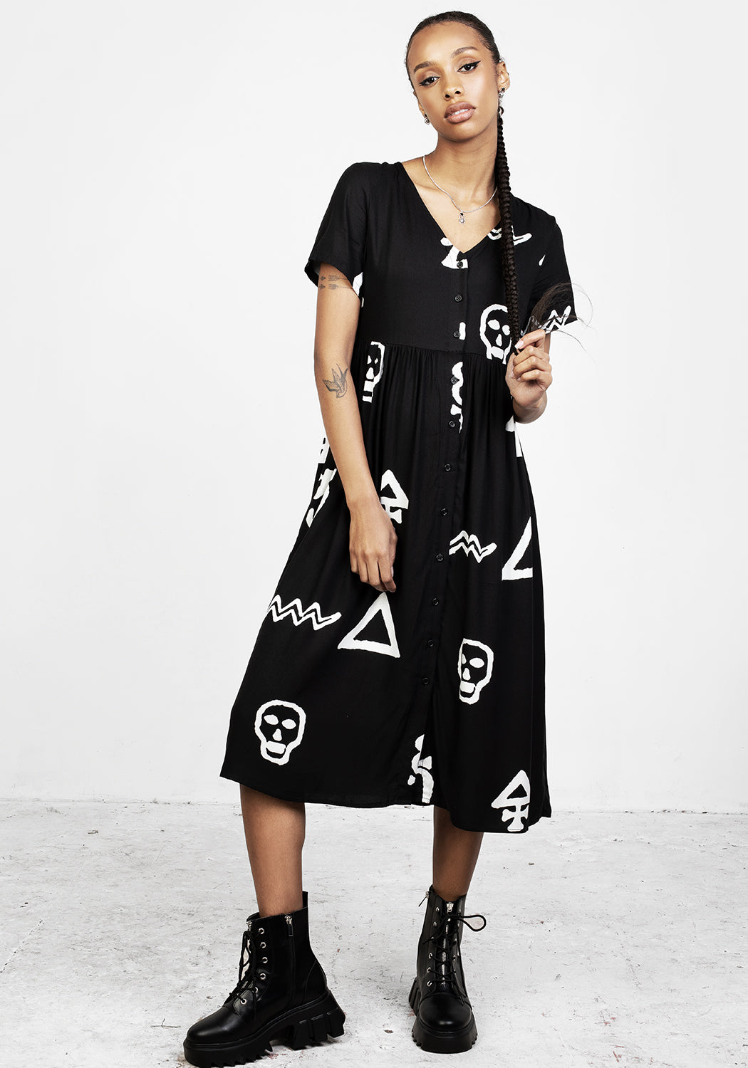 Distrubia Alchemy Midi Dress Black White Skull fashion Goth Grunge Womens Size 10 Punk