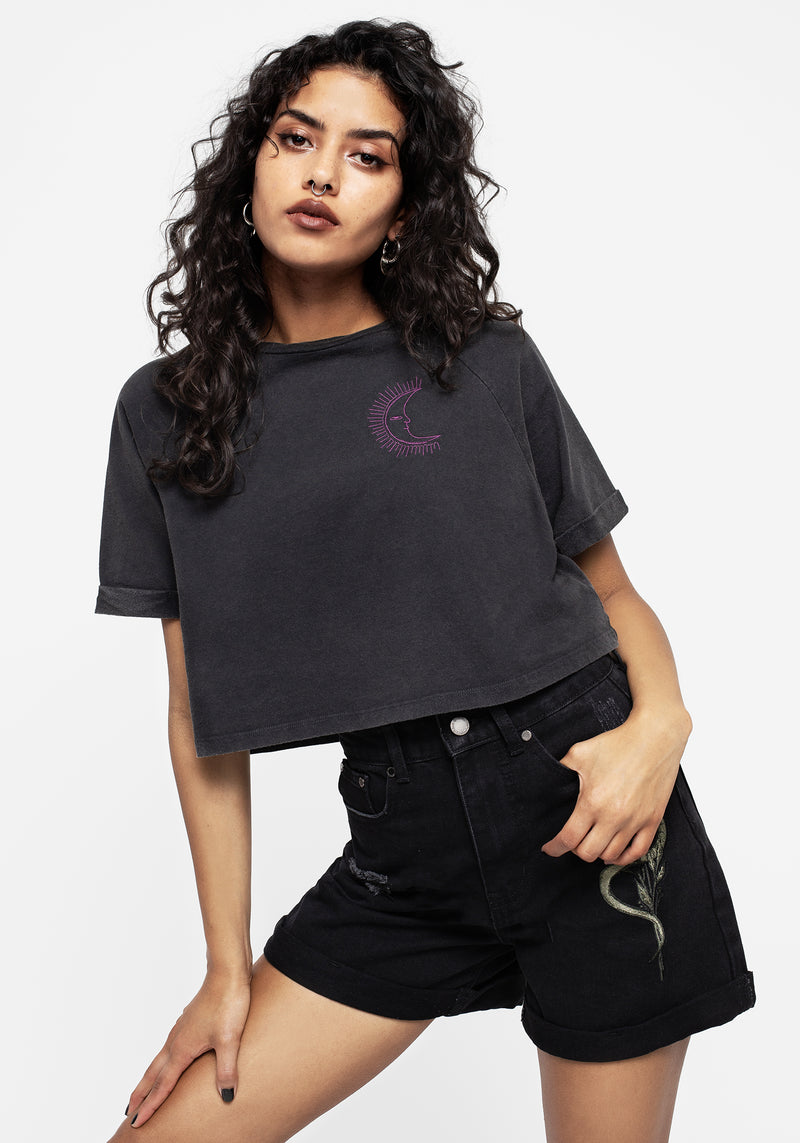 Scutellaria Embroidered Boxy Crop Tee