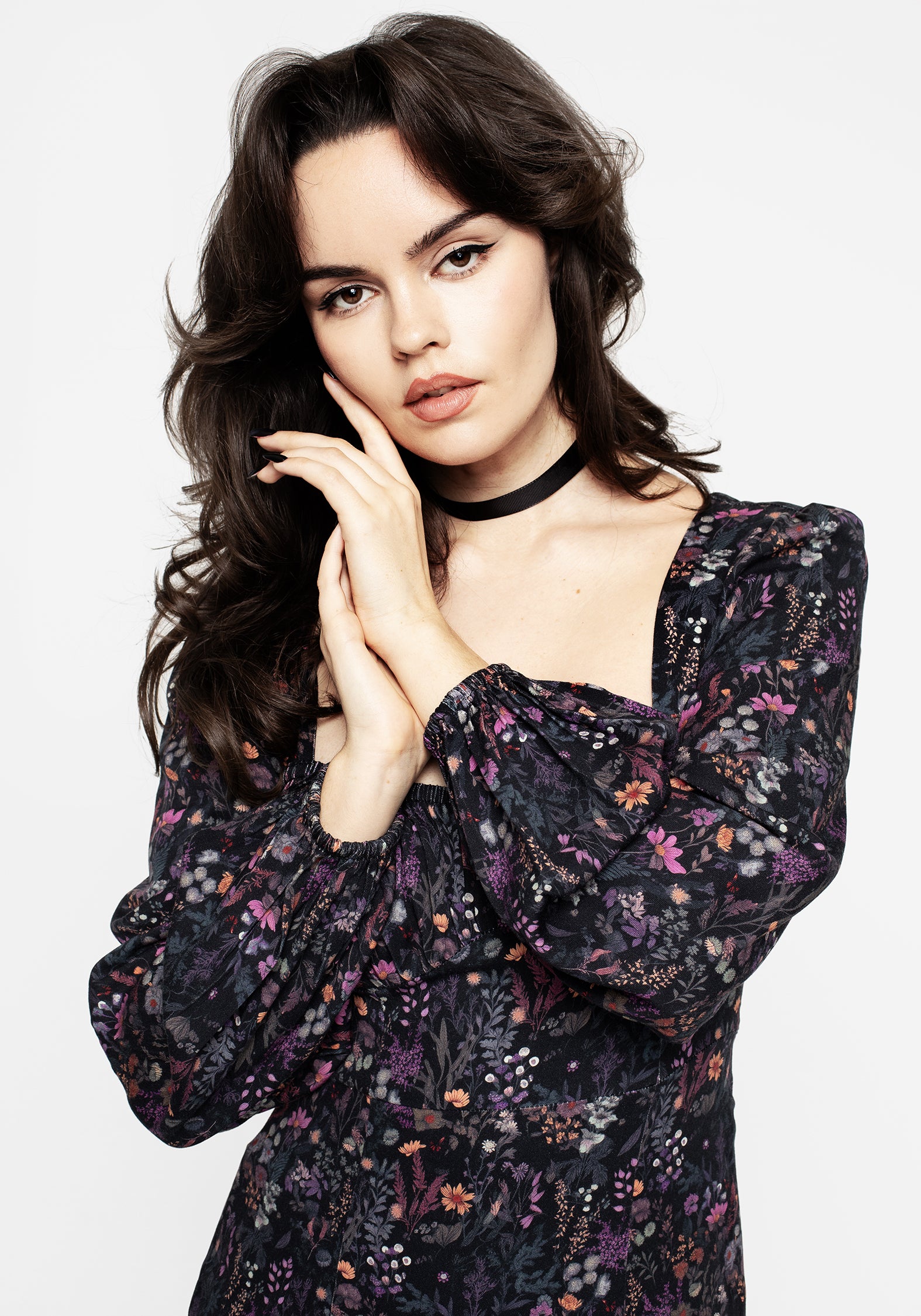 heliotrope-floral-print-midi-dress-disturbia